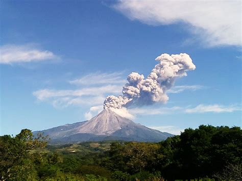 Colima Volcano Eruption | Earth Blog