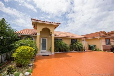 72 Hialeah Gardens Homes for Sale - Hialeah Gardens FL Real Estate - Movoto