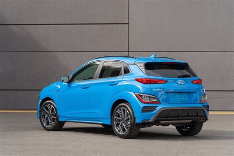 Hyundai Shows Off 2022 Kona Models - The Detroit Bureau