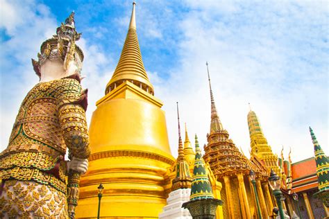 11 Must Visit Temples in Thailand