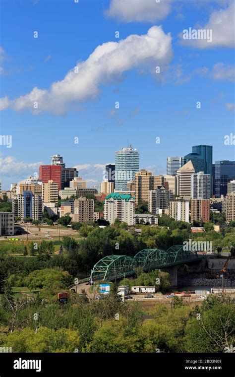 Edmonton skyline, Alberta, Canada Stock Photo - Alamy