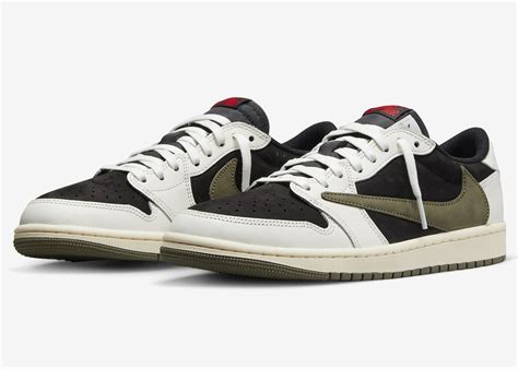 カラー NIKE JORDAN1の通販 by charst's shop｜ラクマ TRAVIS SCOTT AIR メンズ