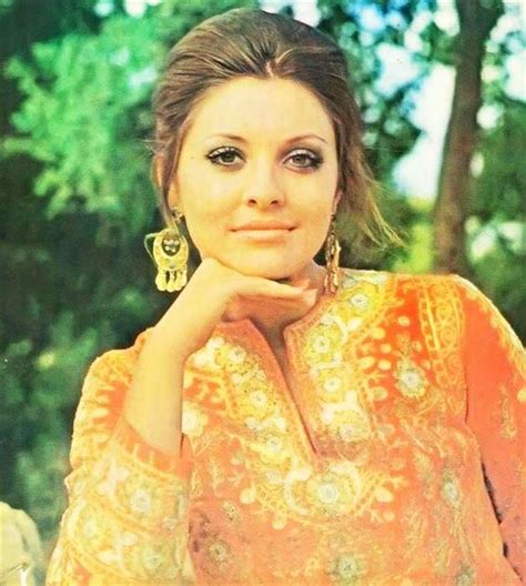 Miss Universe 1971 winner Georgina Rizk