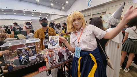 Galeri Foto Comifuro 15 Hari 1: Berjuang Demi Khilaf