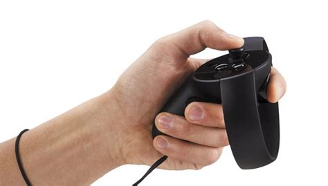 Oculus Now Sells Single Replacement Touch Controllers