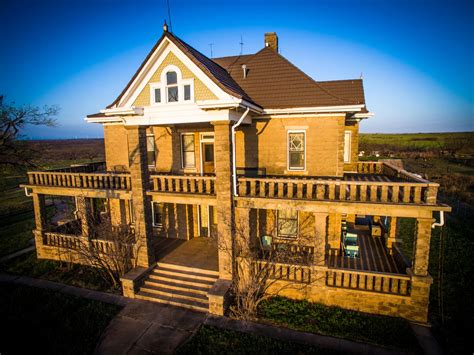 Historic Texas ranch in West Texas hits market for $20 million ...