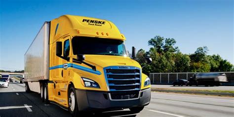 Heavy-Duty Truck Rental - Penske Truck Rental