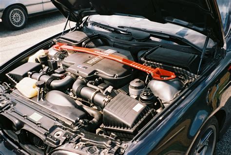 BMW Automobiles: bmw e39 m5 engine