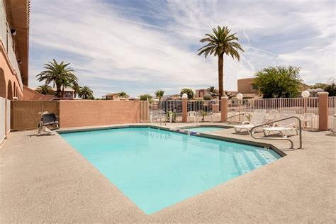 Days Inn by Wyndham Bullhead City | Bullhead City, AZ Hotels