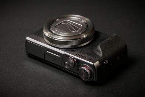 Canon G7X Mark III Compact Camera Review (Updated)