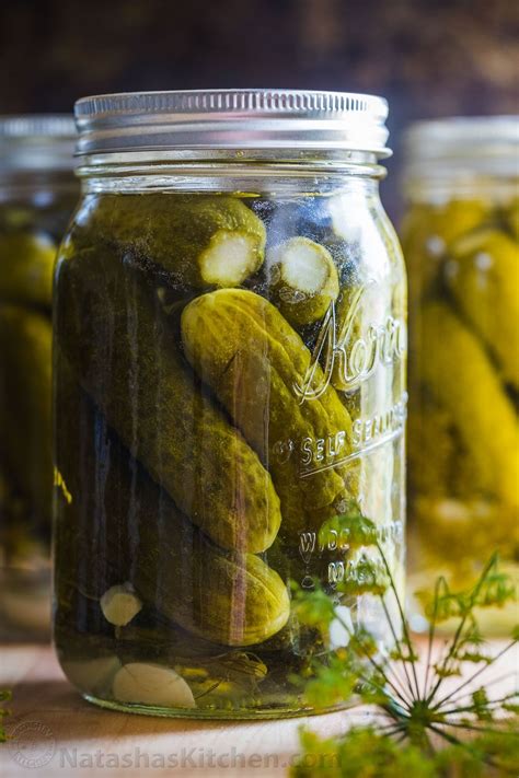 Our go-to Canned Dill Pickle Recipe with tips for making CRUNCHY dill ...