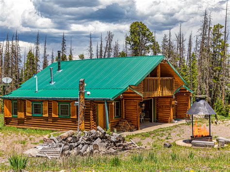 What Features Define a Colorado Cabin Property For Sale? | United ...