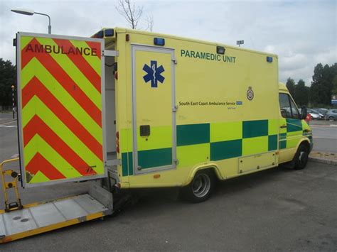 RX56MTO 672 South East Coast Ambulance Service Mercedes Sp… | Flickr