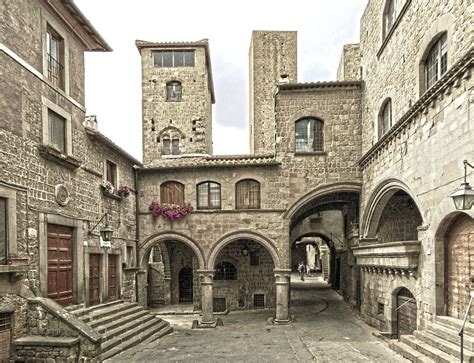 San Pellegrino | La Piazza del quartiere Medievale | Fabio Maracci | Flickr