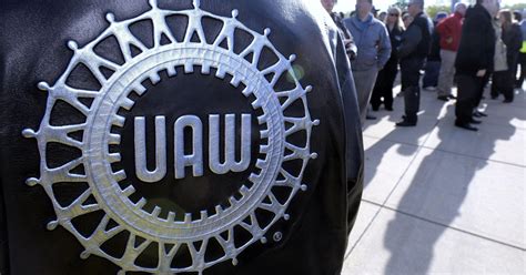 UAW Wheel Logo - LogoDix