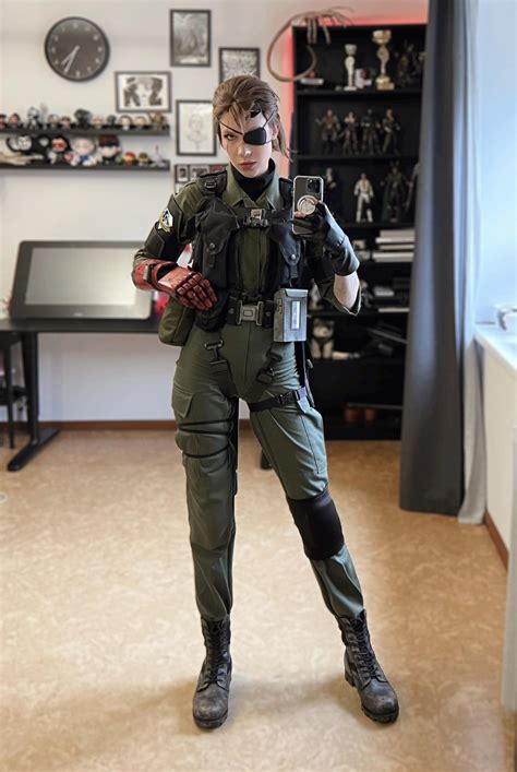 My fem!Venom Snake cosplay 🐍 : r/metalgearsolid