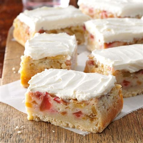 Rhubarb Custard Bars | Reader's Digest Canada