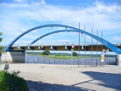 Frankfurt (Oder) - Stadtbrücke (City Bridge):: MGRS 33UVT6999 ...