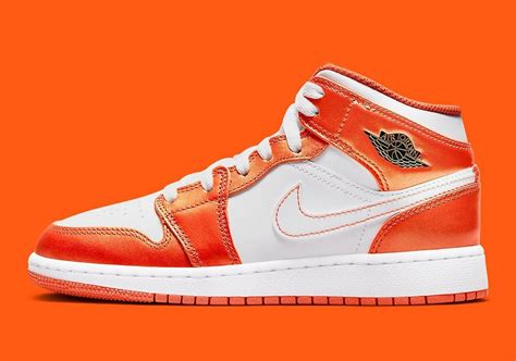 Air Jordan 1 Mid Metallic Orange DM4228-800 | SneakerNews.com in 2021 ...