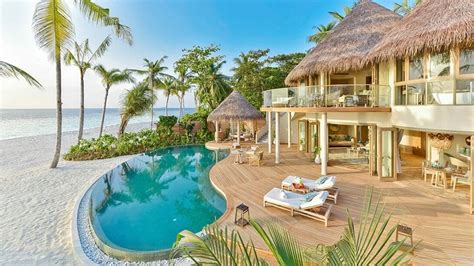 Beach Houses in Maldives: 7 Resorts with Beach Villas