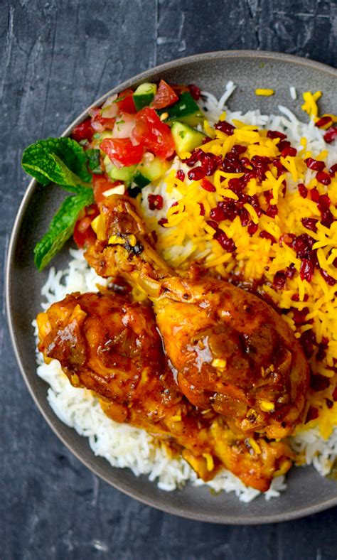 Yammie's Noshery: Persian Saffron Chicken {Zereshk Polo Ba Morgh}