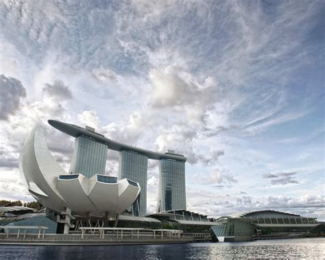 Artscience Museum In Singapore / Safdie Architects | ArchDaily