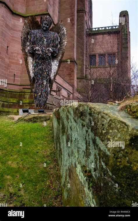 Liverpool Knife Angel 2019 Stock Photo - Alamy