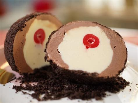 Tartufo Recipe | Geoffrey Zakarian | Food Network