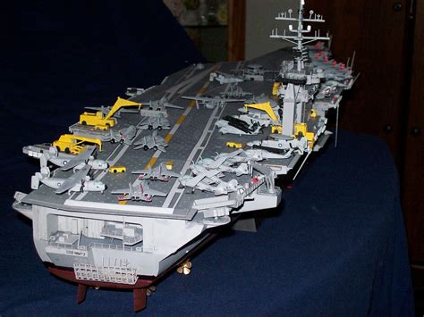 Motorized Uss Nimitz Model