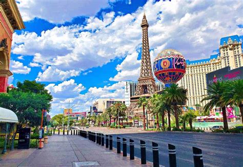 The 14 Best Hotels Off The Strip In Las Vegas In 2024 | WaytoStay