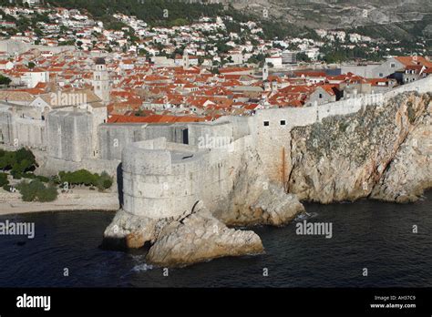 Old Town Walls Dubrovnik Croatia Stock Photo - Alamy