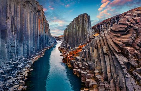 Iceland Rock Formations: Top 6 Impressive Rocks in Iceland