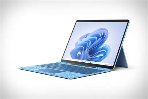 Microsoft Surface Pro 9 | Uncrate