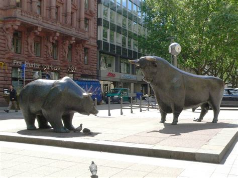 Famous Large Life-Size Bronze Bull and Bear Sculpture | Animal Sculptures