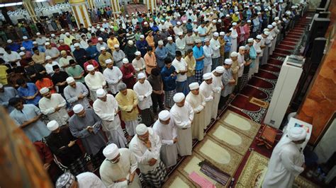 37 Tata Cara Sholat Jumat yang Benar (Lengkap) - Freedomnesia