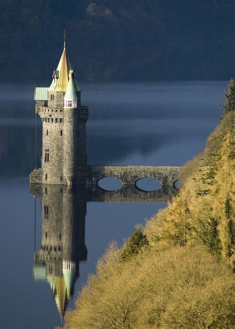 colorel11: “ © A Ls4-Lake efmy-Wales ” | Castles in wales, Small ...