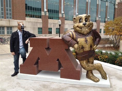 [Upcoming AMA] GOLDY GOPHER, Minnesota mascot, Monday (12/29) @ 11:00am ...