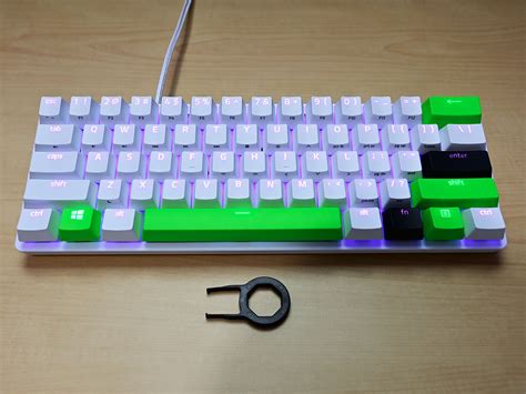 Razer Huntsman Mini review: A tiny but efficient minimalist keyboard ...