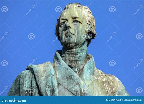 William Pit the Younger Statue in Edinburgh, Scotland Editorial Stock ...