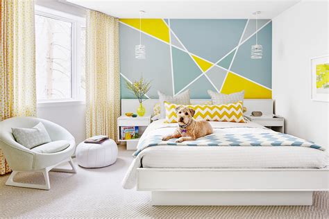 Paint a Simple Geometric Pattern on Your Bedroom Wall | Decoracion de ...