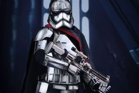 Captain Phasma | Movie Villains Wiki | FANDOM powered by Wikia