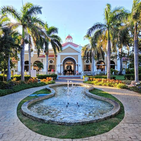 Memories Varadero Beach Resort Cuba | Diana's Healthy Living