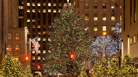 How to Watch Christmas in Rockefeller Center: Is It Streaming?