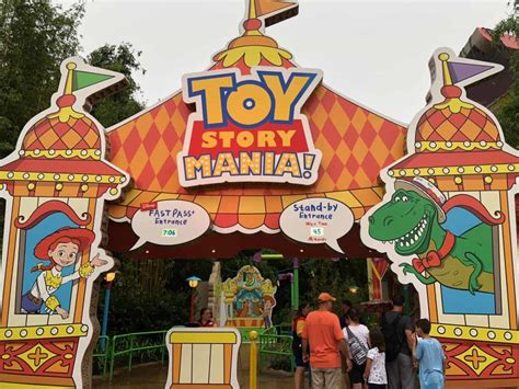 VIDEO, PHOTOS: Reimagined Toy Story Mania Queue & Exit Opens with Toy ...