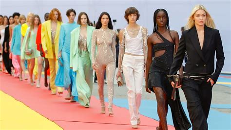 Stella McCartney Summer 2023 Fashion Show