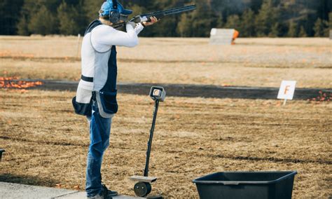 Top Tips: Beginners Guide to Clay Pigeon Shooting - SportsCover Direct