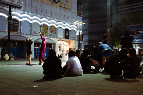 Hidden side of Tokyo: TOYOKO KIDS – Runaway Teens in Kabukicho｜NUTS.TOKYO