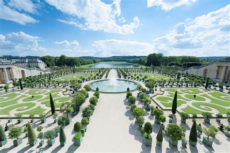 Versailles Palace and Gardens: The Complete Guide