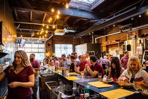 17 new places to eat and drink in downtown Cleveland and the Flats ...