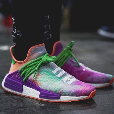 adidas Human Race NMD Pharrell Holi Festival (Chalk Coral) » Petagadget